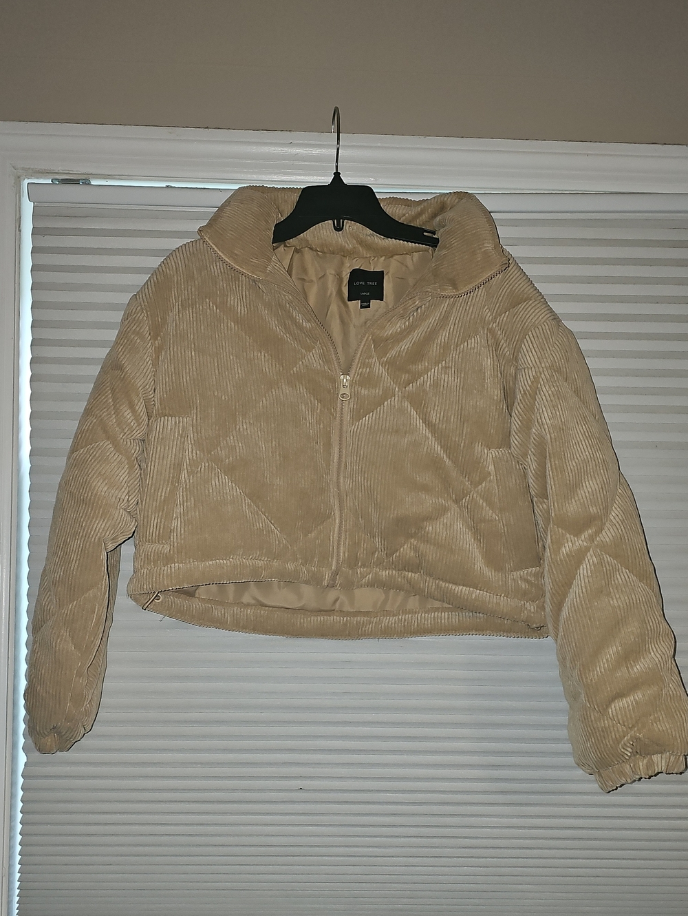 Love Tree Size Large Like New Corduroy Light Brown Quilted Croppee Jacket